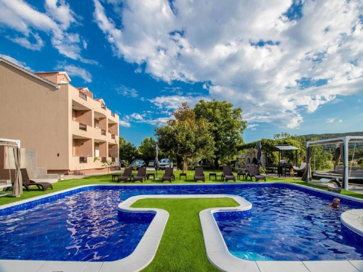 Apartments Villa Subic 캄포르 외부 사진